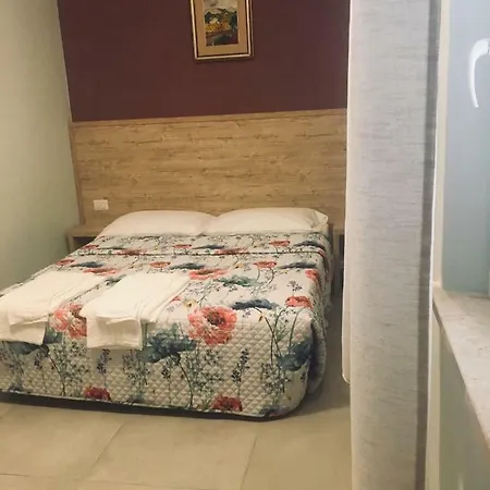 فندق مبيت وإفطار La Casa Di Nonno Giulio 3*