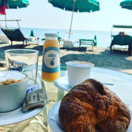 La Casa Di Nonno Giulio 3* Porto SantʼElpidio